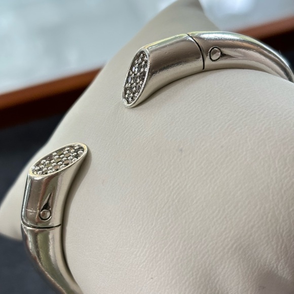 John Hardy Lava Kick Bamboo Bracelet with Pavé Sapphires-Medium - Picture 10 of 10